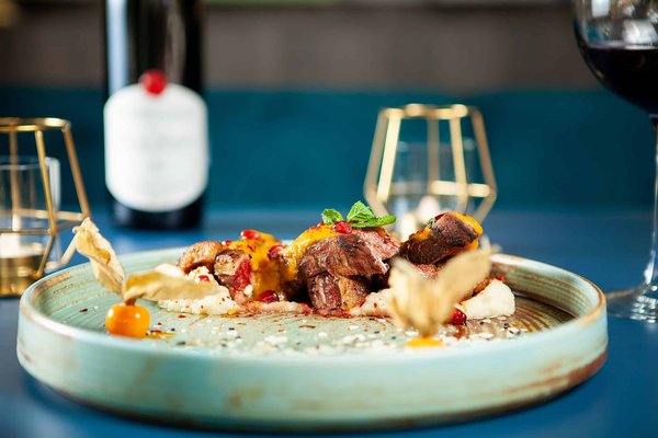 Comment organiser un tour culinaire des fromages à travers l'Italie ?